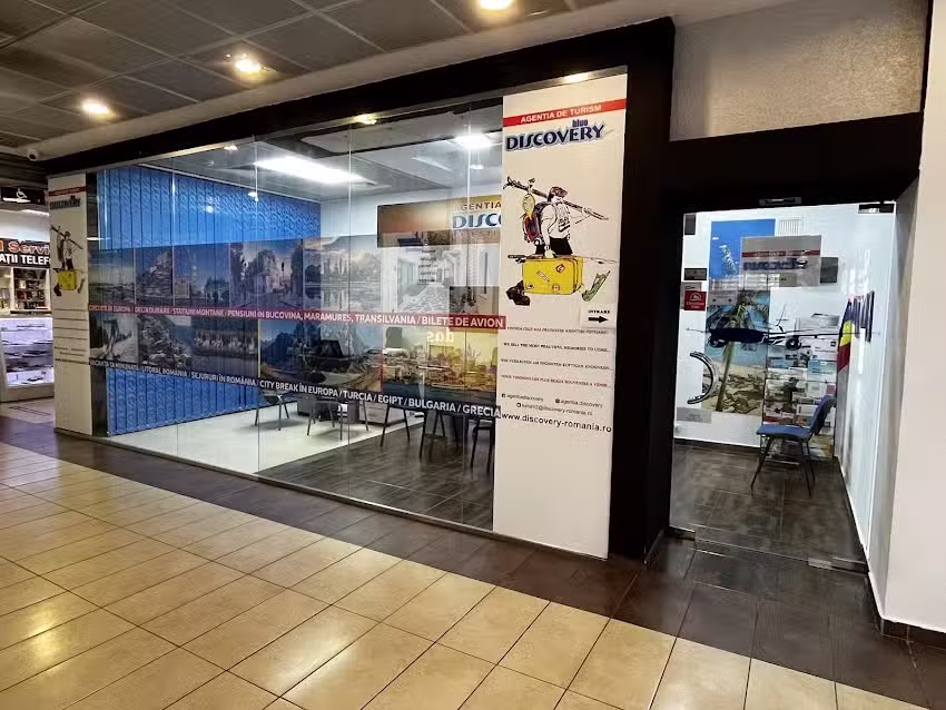 Agentia de Turism Discovery Blue