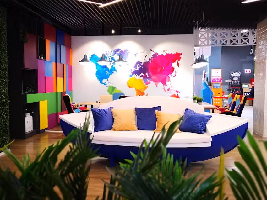 Agentia de turism Hello Holidays &ndash; Kaufland, Odai