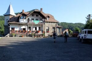 Auguszta Istensz&eacute;ke vend&eacute;gh&aacute;z