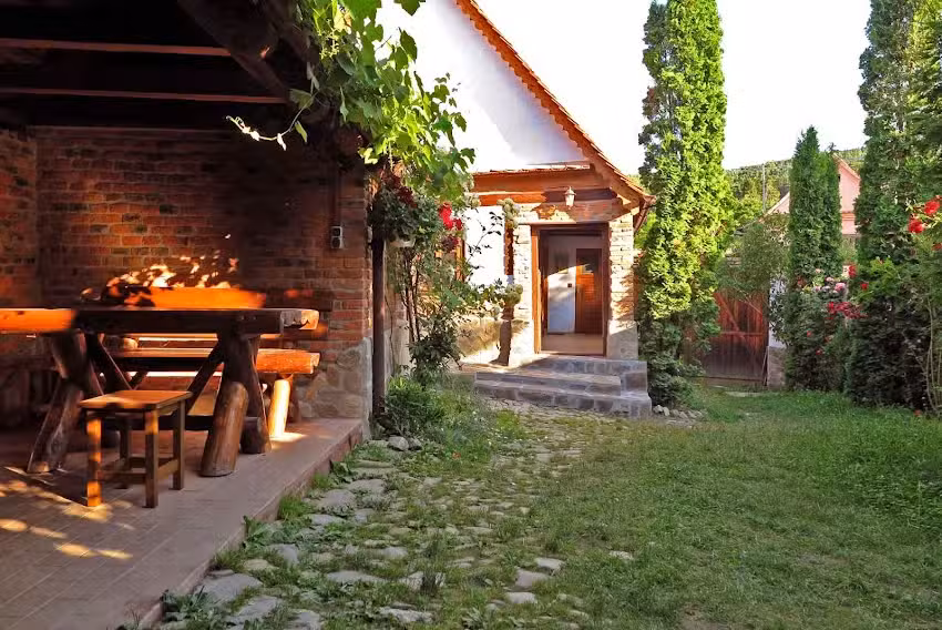 &bull; Casa Lopo &bull;