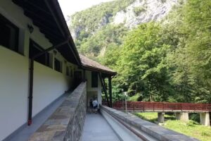 Centrul de Vizitare al Parcului Naţional Domogled