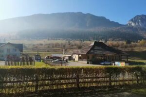 Centrul de Vizitare Parcul Național Piatra Craiului