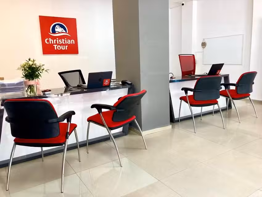 Christian Tour