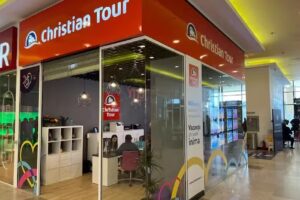 Christian Tour Suceava Iulius Mall