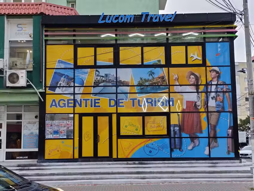 Lucom Travel