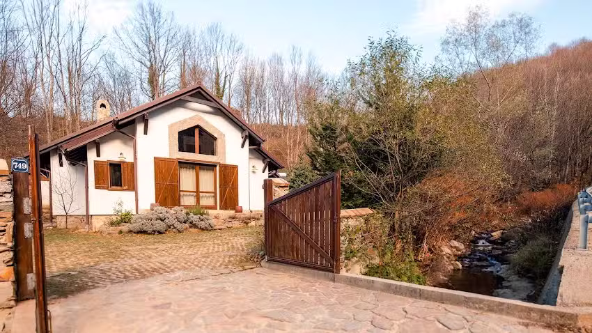 MontePalazzo Valiug &ndash; Vila pentru grupuri