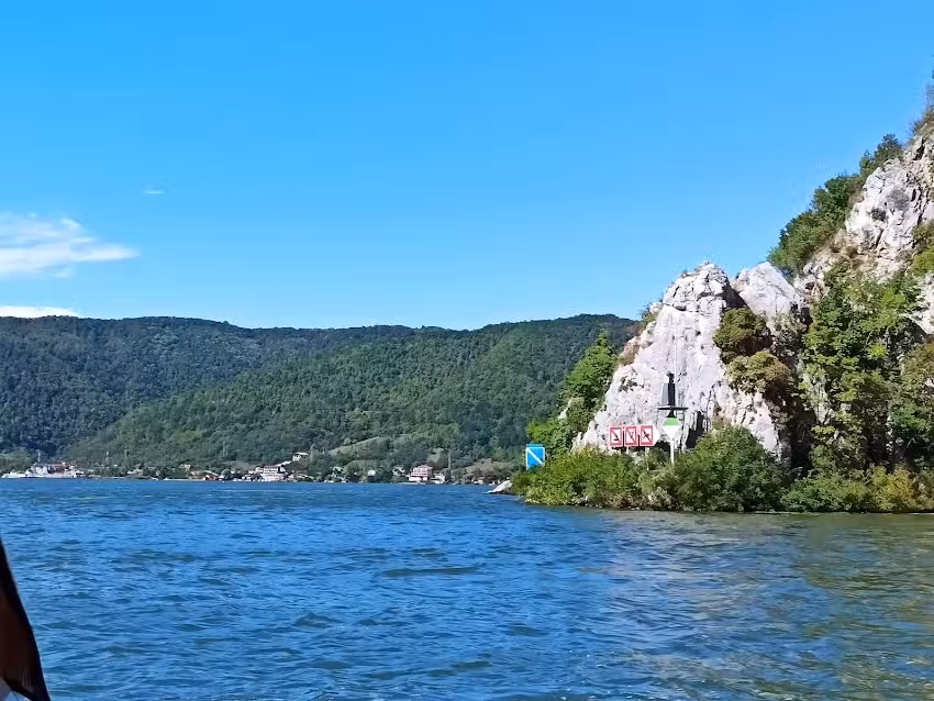 Plimbare cu barca Orsova