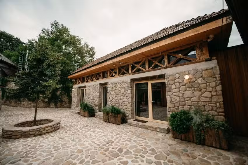 PurpleVague &ndash; Cazare Premium De Tip Bungalow, La Munte